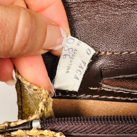 Vintage Python Shoulder Bag with Genuine Snakeskin and Flap Turnlock - Picture 8 of 16